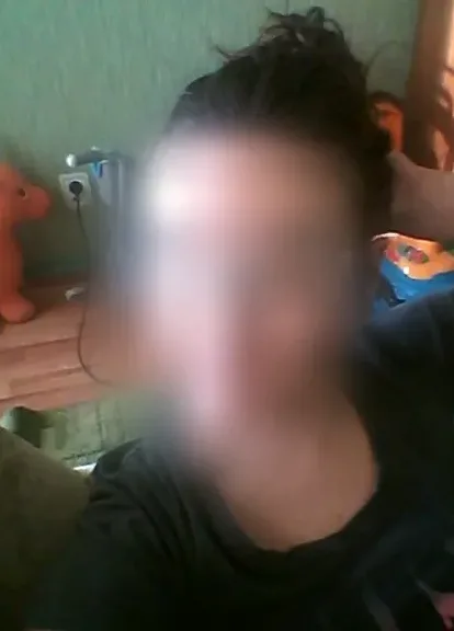 Julie, 35