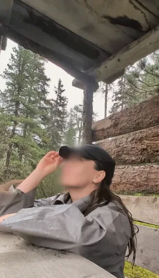 Marianne, 35