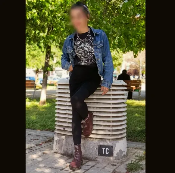 Sofia, 31